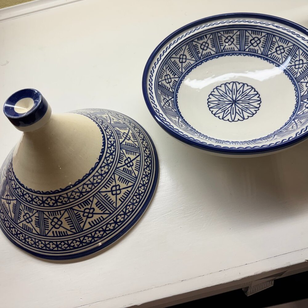 Fes Naji (sometimes “Art Naji” / “Fes Naji”) Handmade Tajine